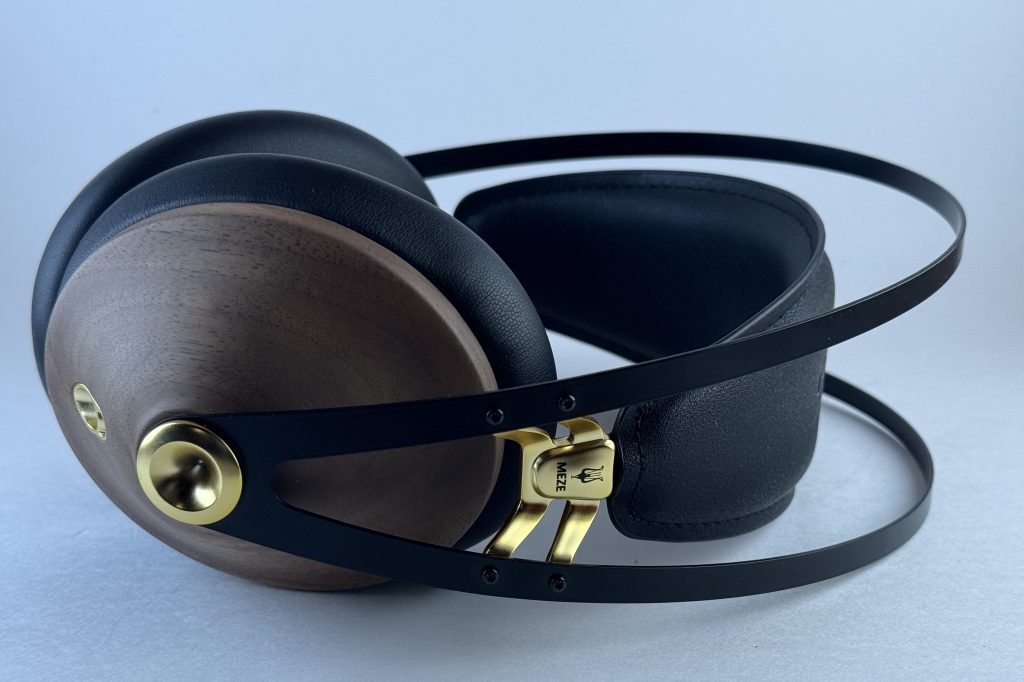 The Meze 99 Classics v2; a Worthy Evolution of the OG Classic